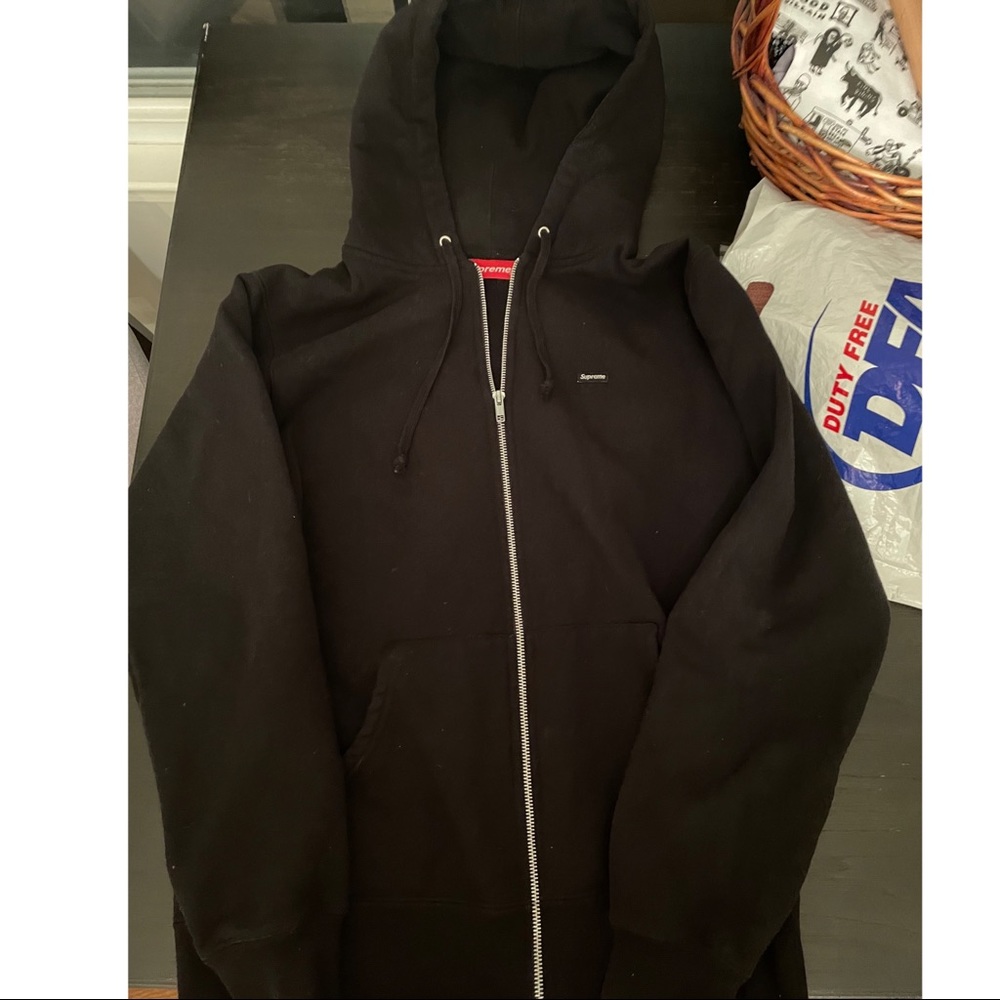 Supreme Box Logo